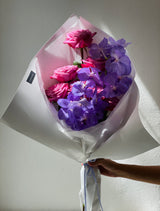 Bouquet de Rosas Malva y Orquídeas